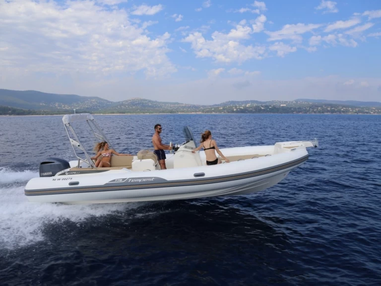 Alquiler Neumática en Port de Saint-Cyprien Méditerranée - Capelli Tempest 775