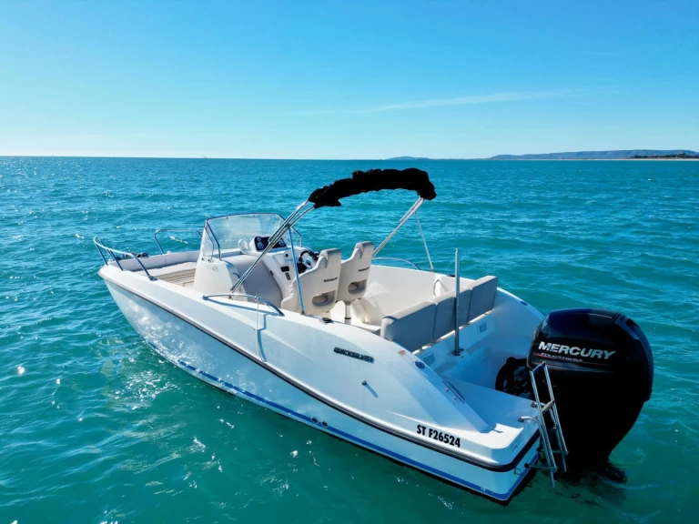 Alquiler de embarcaciones Quicksilver Activ 675 Open enLe Cap d'Agde en Samboat