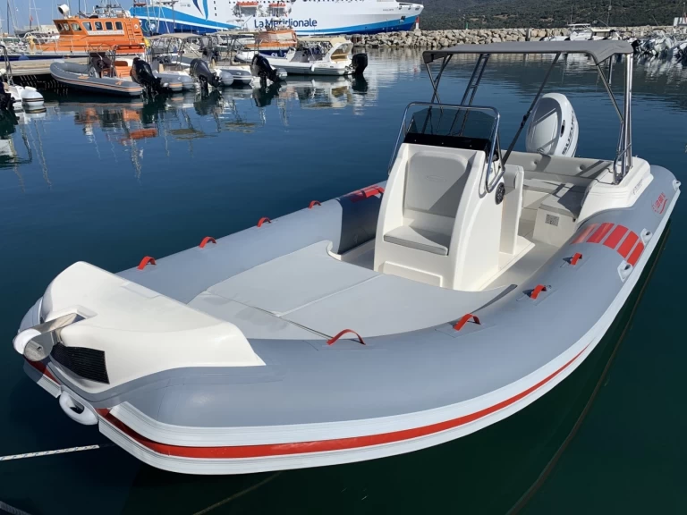 Alquiler de barcos Propriano barato de Nautica Led 680
