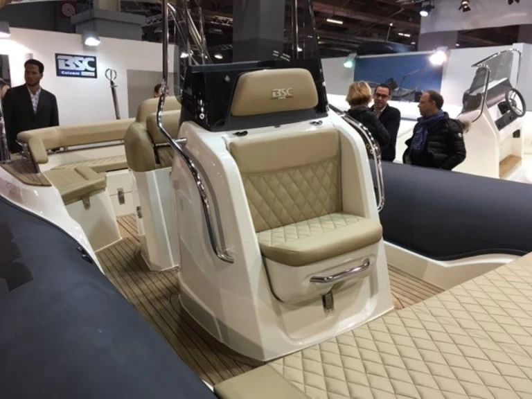 Alquiler Hyères - Bsc 70 Sport en SamBoat