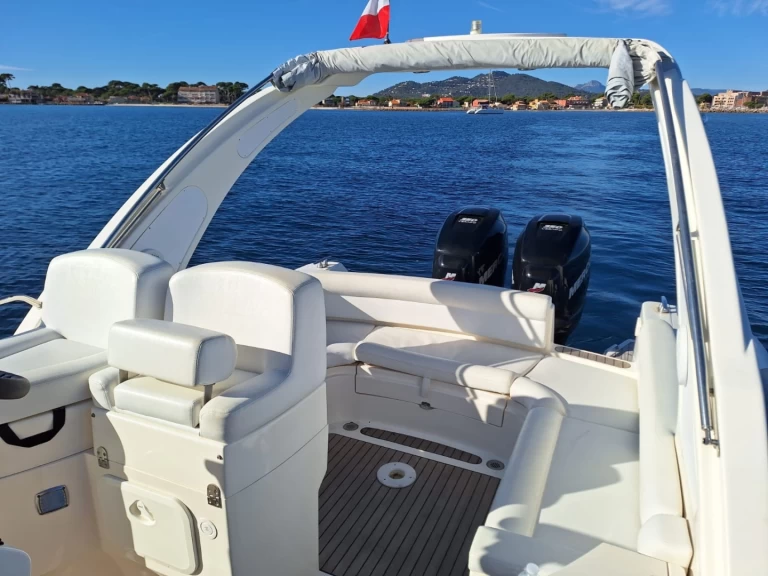 Alquiler de Bwa BWA 34 en Hyères