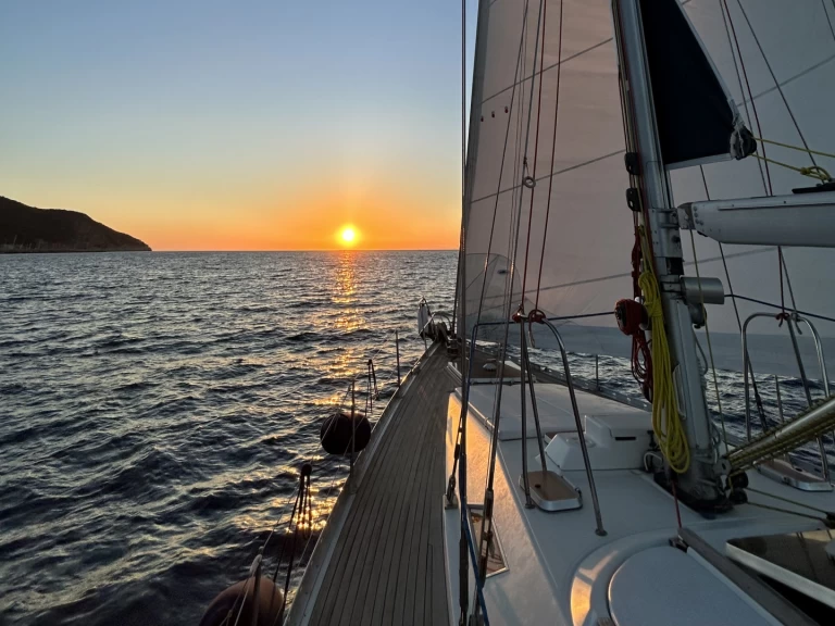 Velero para alquilar Teulada al mejor precio