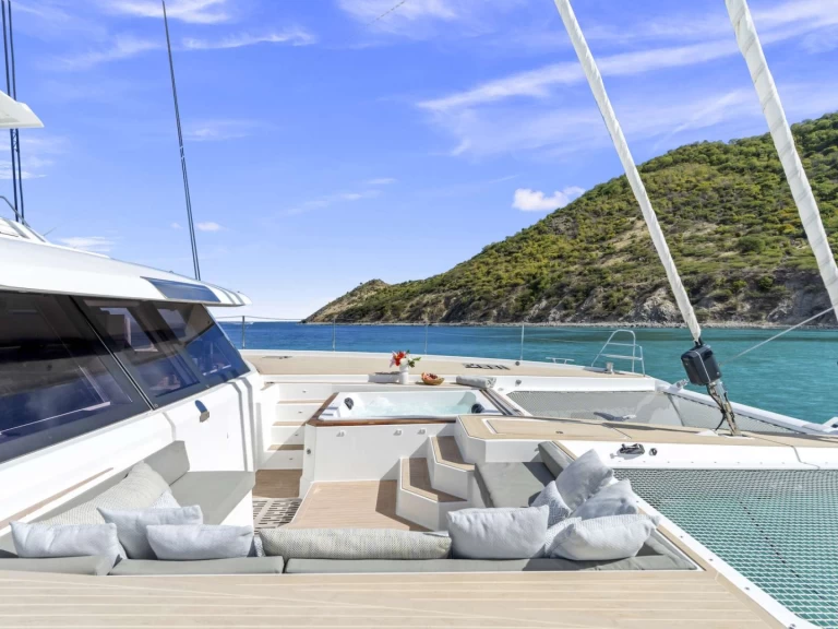 Alquiler Yate de lujo Fountaine Pajot con o sin  título de navegación