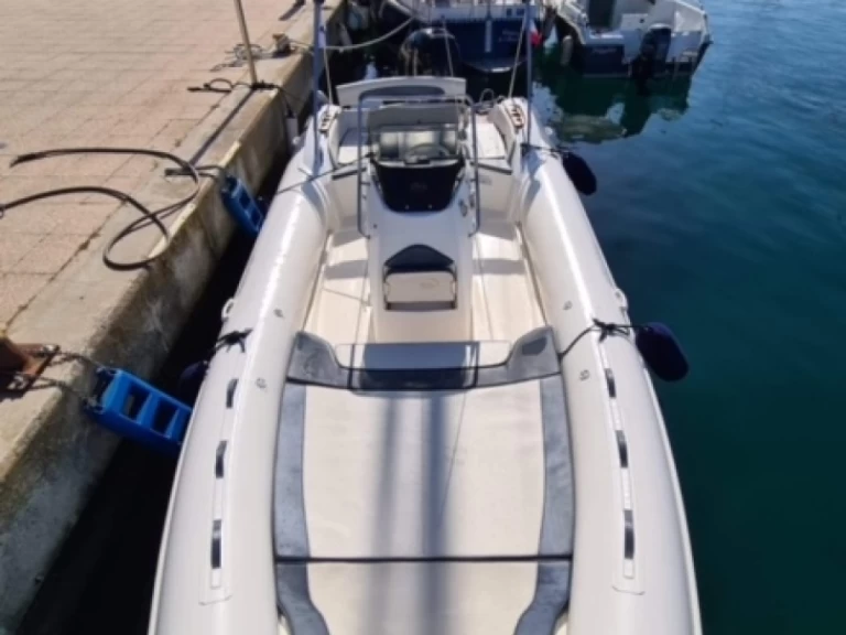 Alquiler Propriano - Nuova Jolly Prince 23 en SamBoat