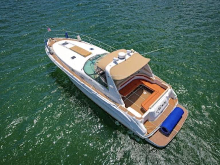 Sea Ray Sea Ray 400 Sundancer de alquiler a Miami Beach