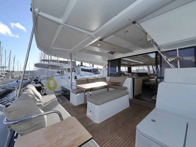 Alquiler Pomer - Fountaine Pajot Astrea 42 en SamBoat
