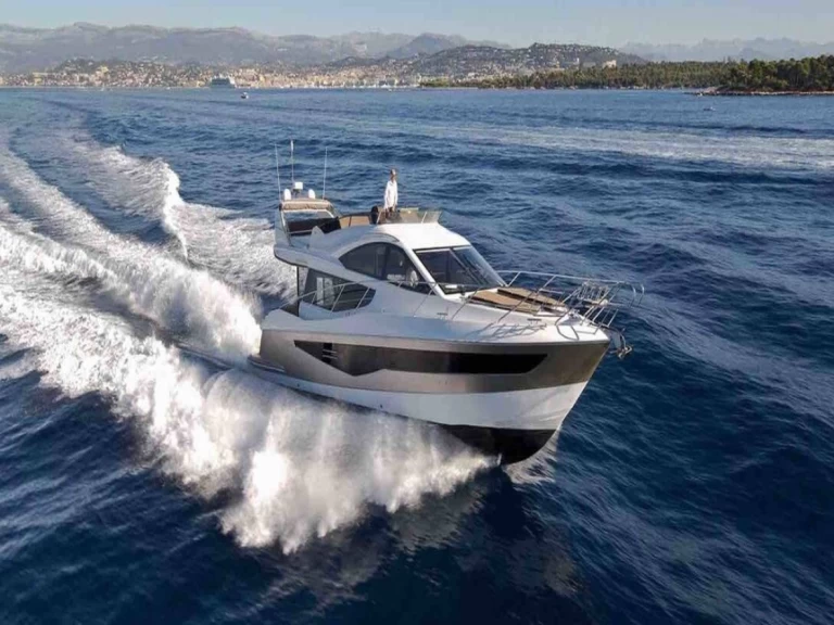 Yate de lujo para alquilar Šibenik al mejor precio