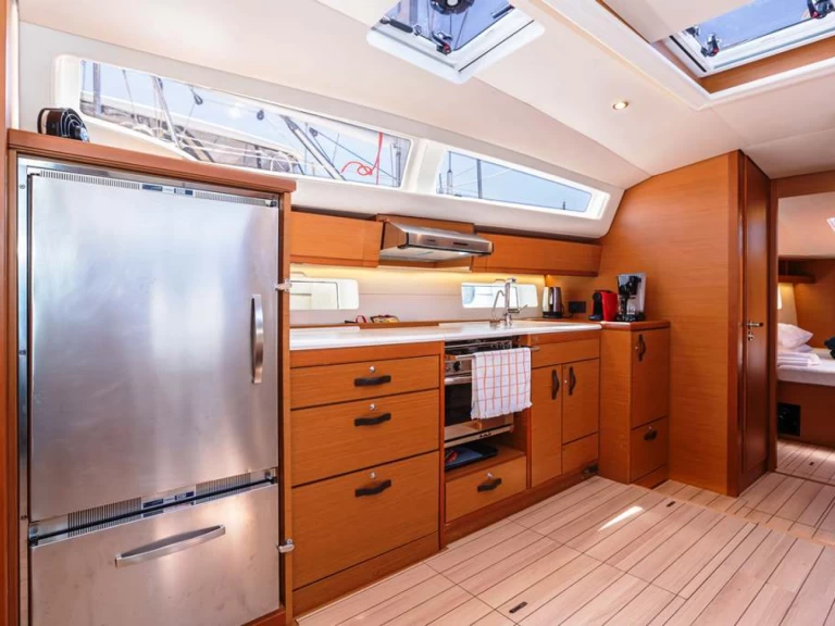 Alquiler de barcos Néa Péramos barato de Jeanneau 54