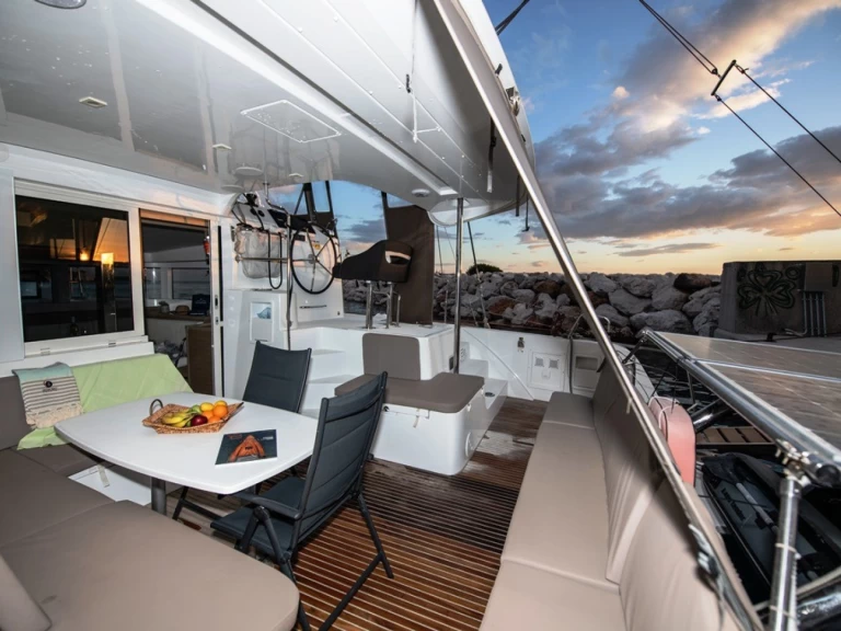 Lagoon Lagoon 40 de alquiler a Neo Klima