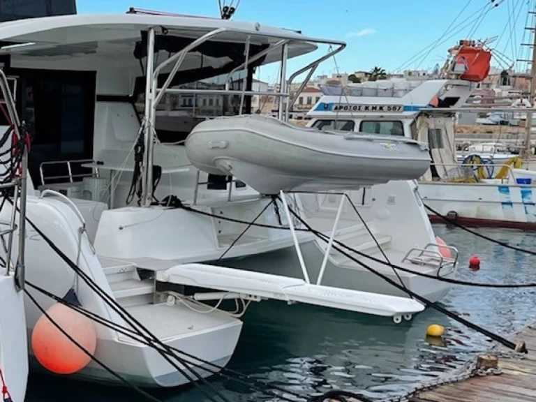 Catamarán para alquilar Cos al mejor precio