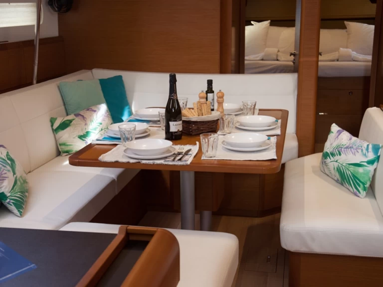 Alquiler Benítses - Jeanneau Sun Odyssey 519 en SamBoat