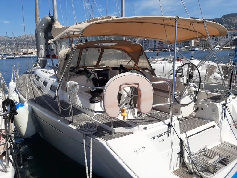 Dufour Dufour 425 Grand Large de alquiler a Toulon