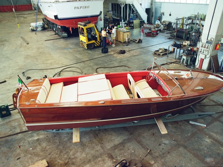 Alquiler de Lancha, con o sin patrón Cantiere di Chiavari Berlin