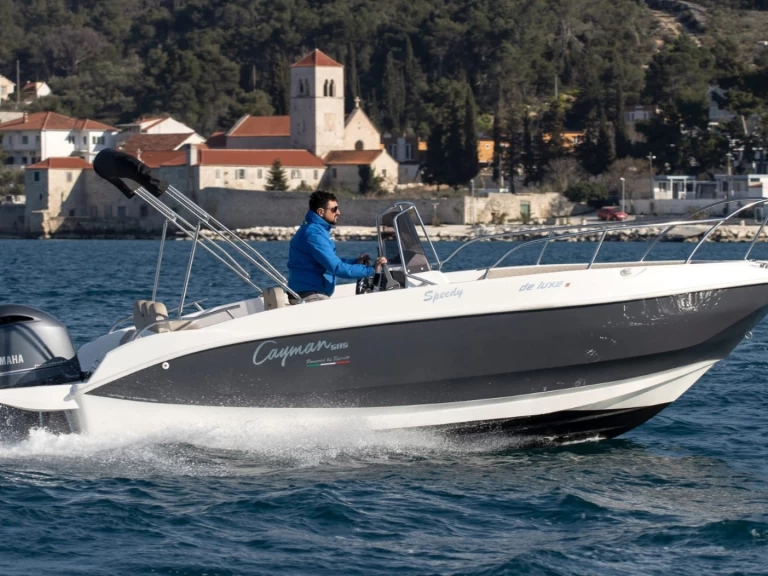 Cayman Deluxe de alquiler a Milna