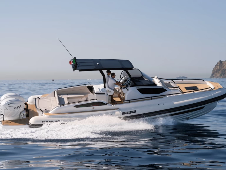 Alquiler de barcos Juan-les-Pins barato de Salpa Soleil 40