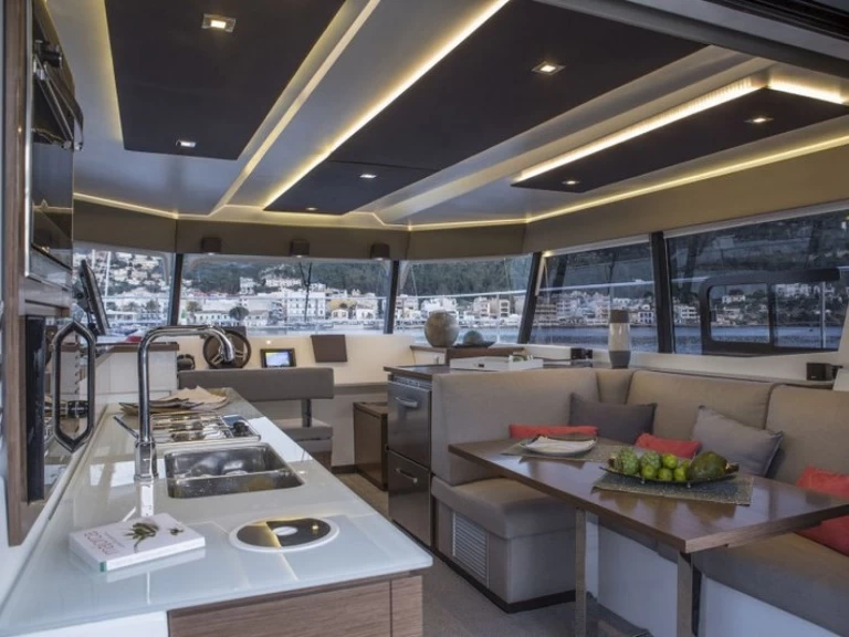 Alquiler de embarcaciones Fountaine Pajot Fountaine Pajot MY 37 enPrimošten en Samboat