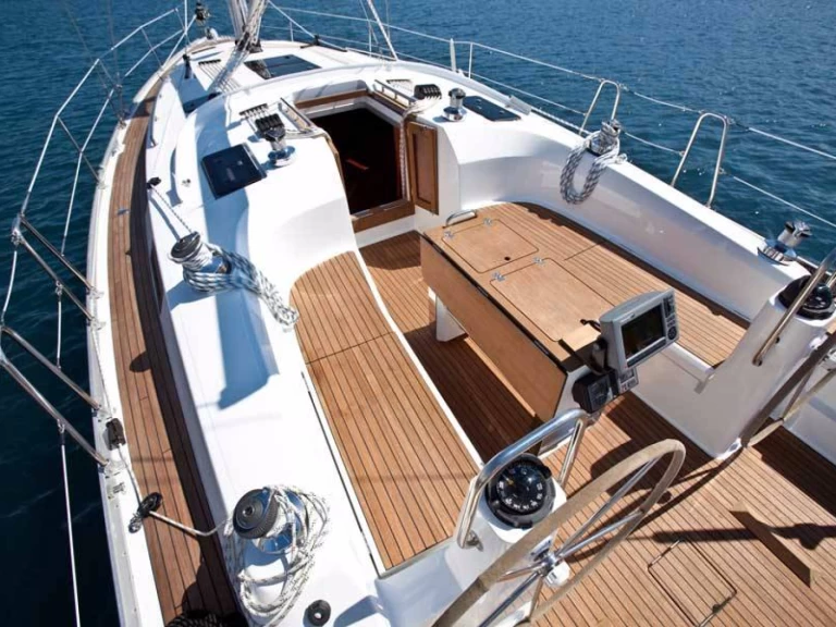 Alquiler de Velero, con o sin patrón Bavaria Primošten