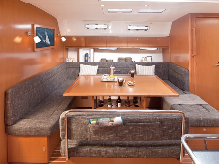 Bavaria Bavaria 50 Cruiser de alquiler a Punat