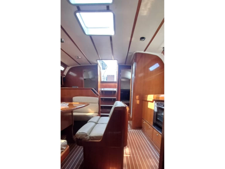 Alquiler Nikiána - Bavaria Bavaria 42 en SamBoat