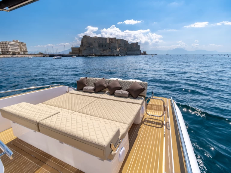 Alquiler Lancha Salpa con o sin  título de navegación