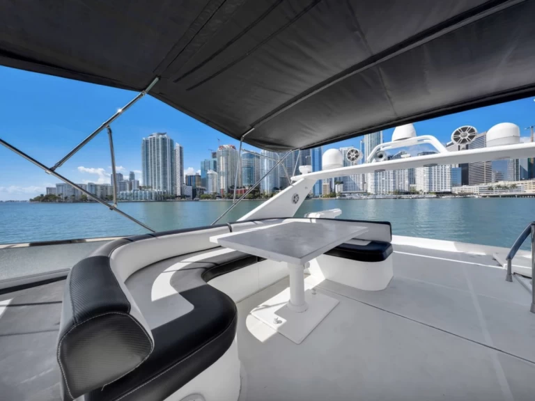 Alquiler Yate de lujo en Miami Beach - Uniesse 80 Regal 