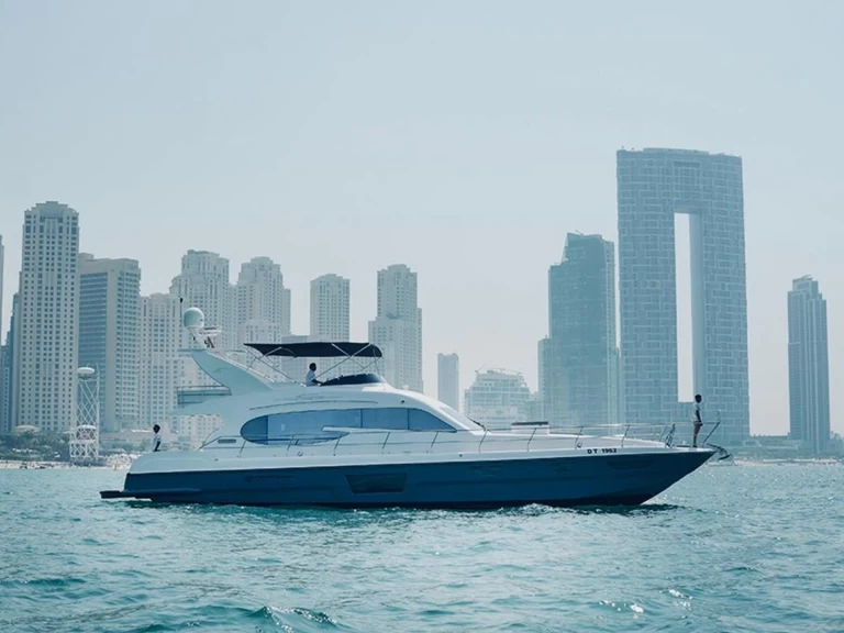 Yate de lujo para alquilar Dubaï harbour al mejor precio