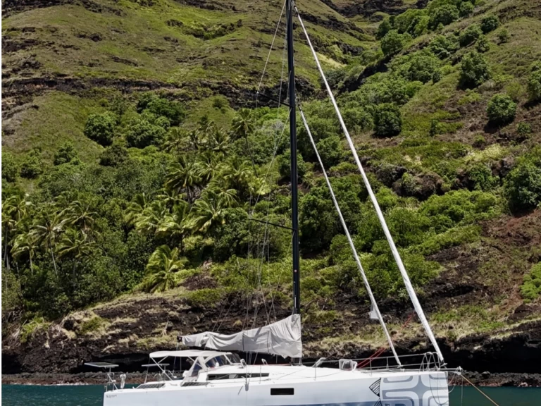 Alquiler de embarcaciones Pogo Structures Pogo 12.50 enHiva-Oa en Samboat