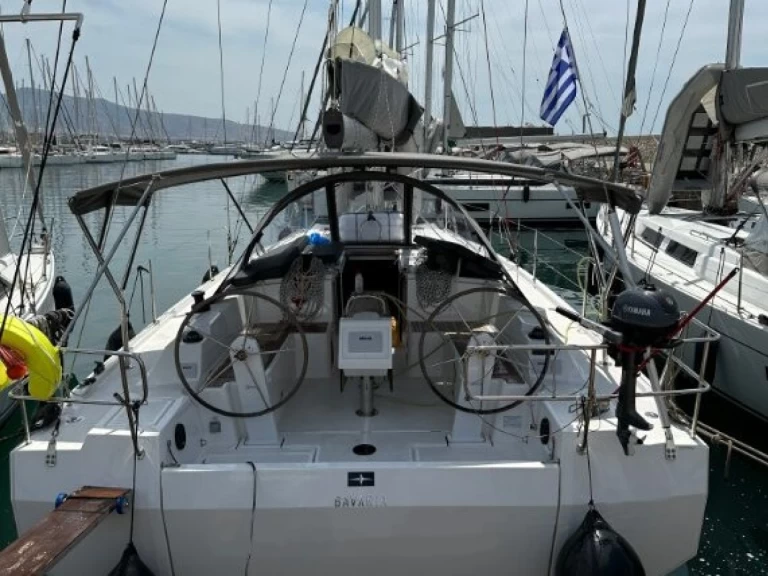 Alquiler de Bavaria Bavaria C42 en Álimos