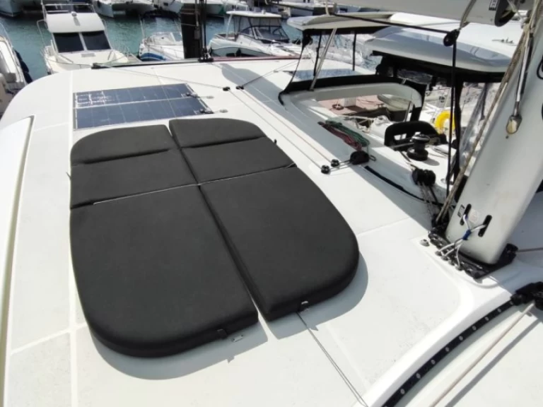 Alquiler Catamarán Lagoon con o sin  título de navegación