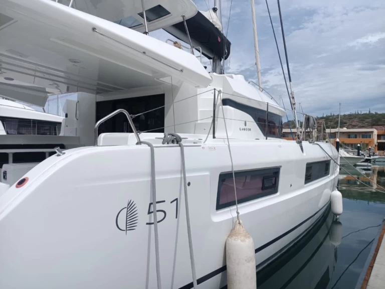 Lagoon Lagoon 51 de alquiler a La Paz