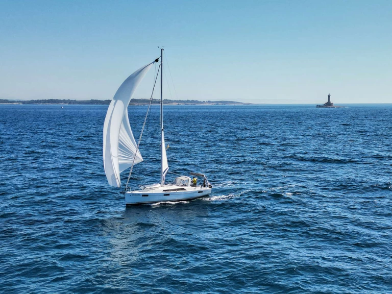 Alquiler de Bénéteau Oceanis 41.1 en Rogoznica