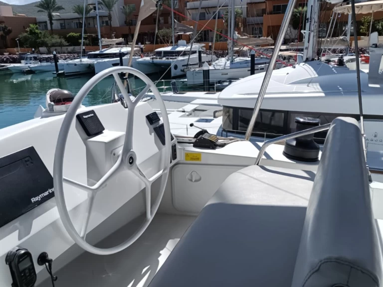 Alquiler de Catamarán, con o sin patrón Bali La Paz