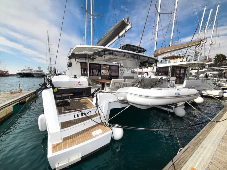 Alquiler de Catamarán, con o sin patrón Fountaine Pajot Ðuraševići