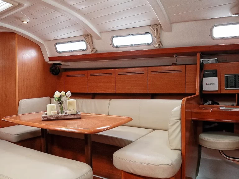 Alquiler de embarcaciones Bénéteau Cyclades 43.4 enPréveza en Samboat