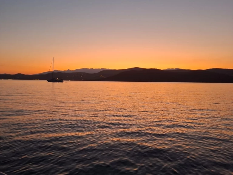 Jeanneau Cap Camarat 6.5 CC Serie 3 de alquiler a Porto-Vecchio