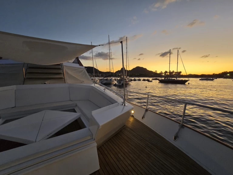 Alquiler de Cantieri Di Pisa Akhir 20 en Catania