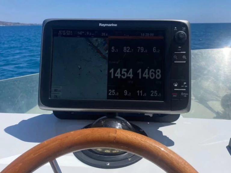 Lancha para alquilar Porto Riva di Traiano al mejor precio