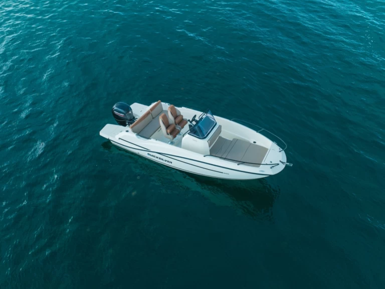 Quicksilver Activ 605 Open de alquiler a Calp / Calpe