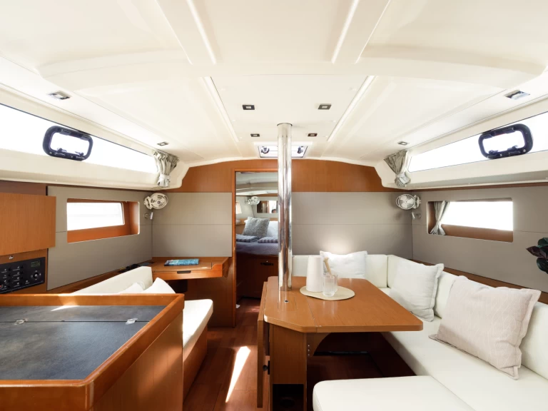 Bénéteau Oceanis 41.1 de alquiler a Cos