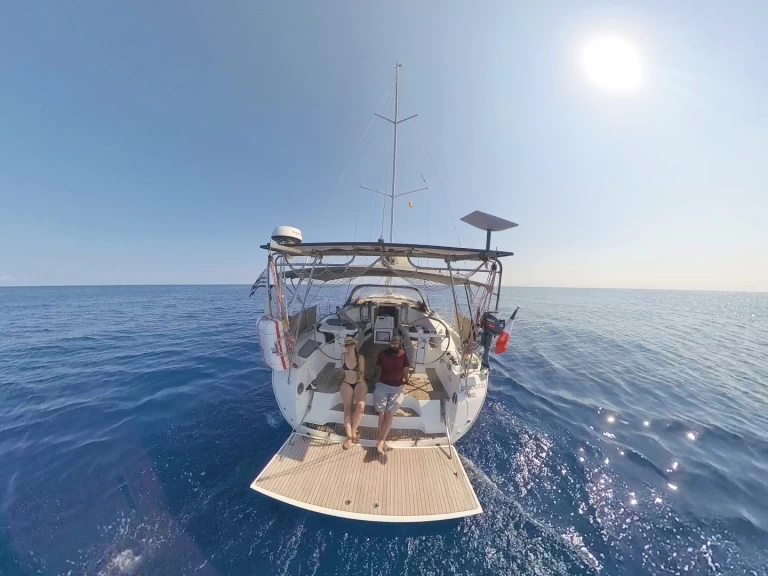 Alquiler de Velero, con o sin patrón Bavaria Gustavia