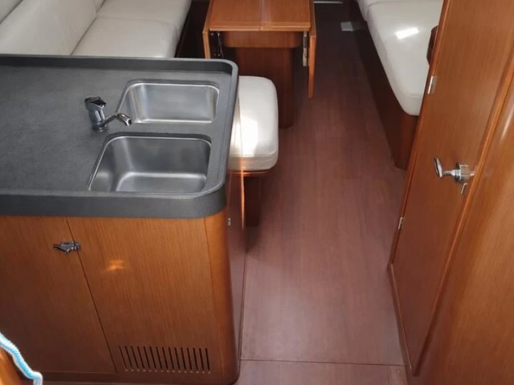 Alquiler de Velero, con o sin patrón Bénéteau Néa Péramos