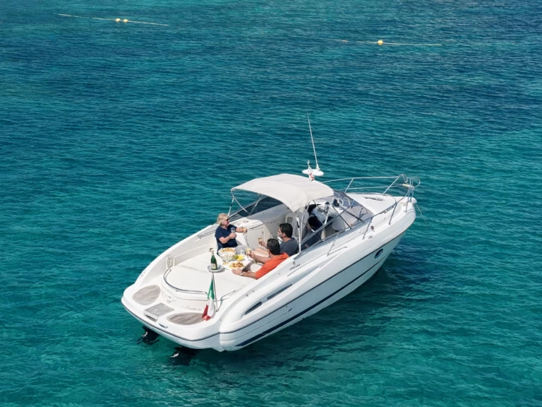 Alquiler Lancha Cranchi con o sin  título de navegación