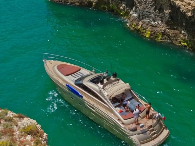 Alquiler de embarcaciones Princess Princess V65 enVilamoura en Samboat