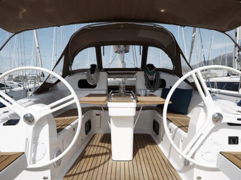 Alquiler de embarcaciones Elan Impression 45 enVodice en Samboat