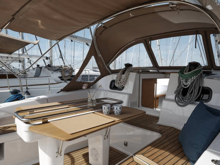 Velero para alquilar Vodice al mejor precio