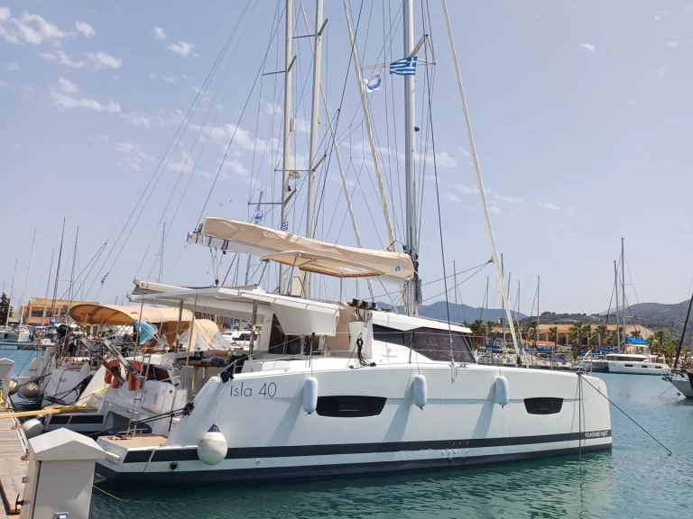 Alquiler Catamarán Fountaine Pajot con o sin  título de navegación