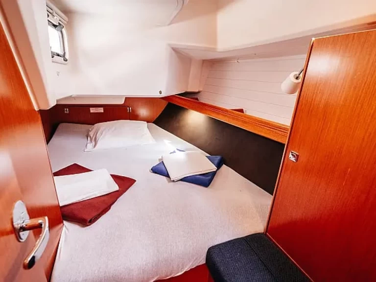 Alquiler de Velero, con o sin patrón Bavaria Betina