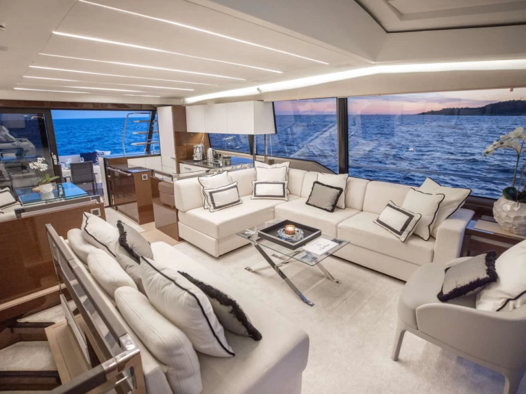 Alquiler de Yate de lujo, con o sin patrón Prestige Yachts Provenza-Alpes-Costa Azul