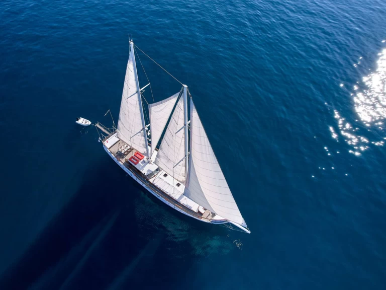 Alquiler Yate de lujo Custom Gulet-Motor Sailor con o sin  título de navegación