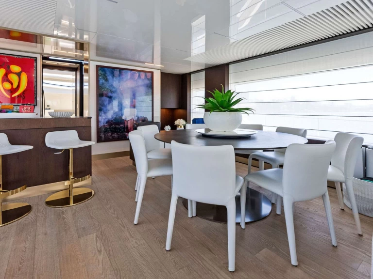 Alquiler Yate de lujo Ferretti con o sin  título de navegación